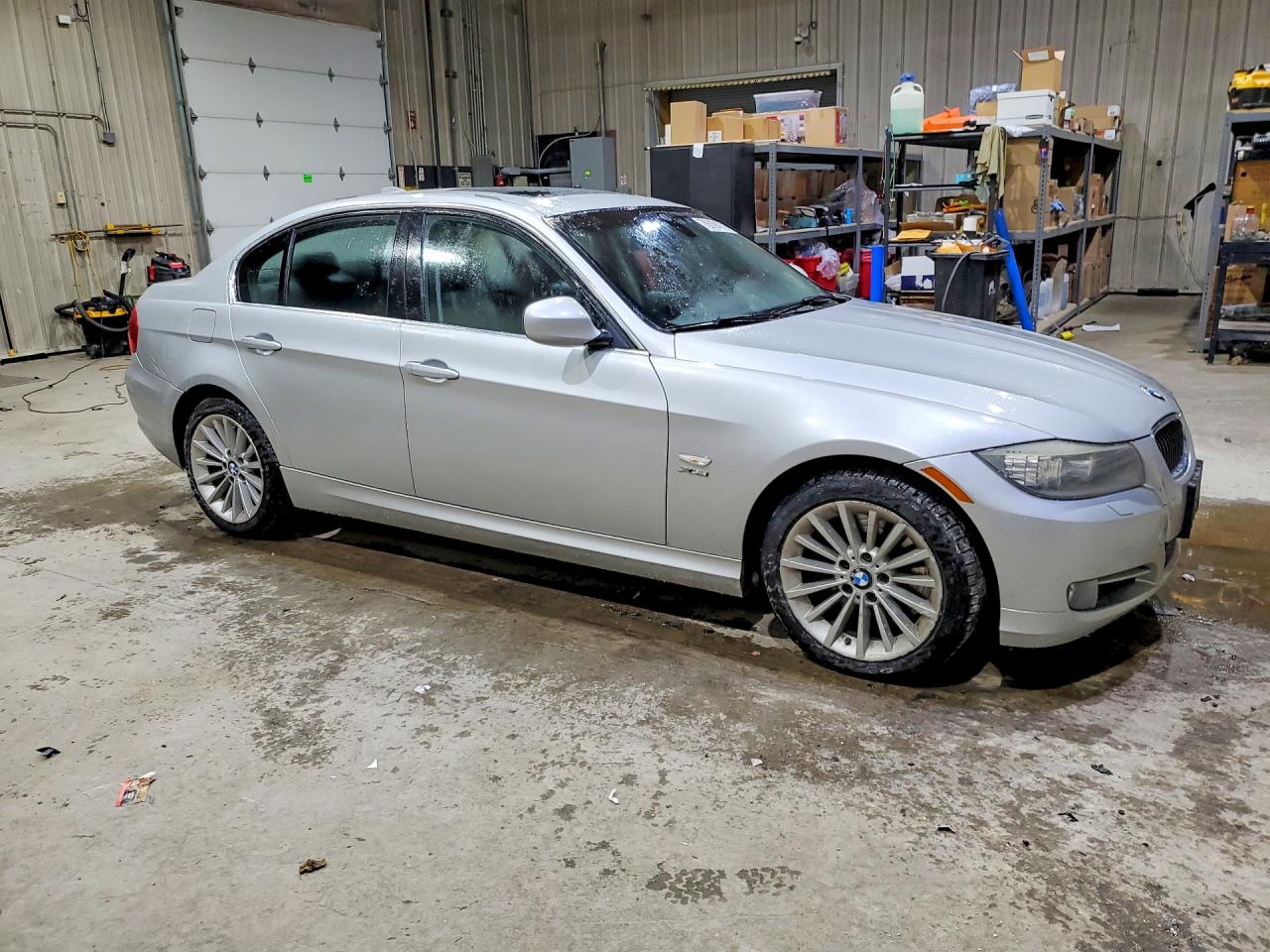 2011 BMW 335 XI photo 4