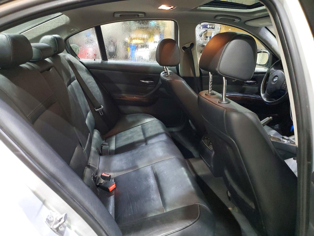 2011 BMW 335 XI photo 10