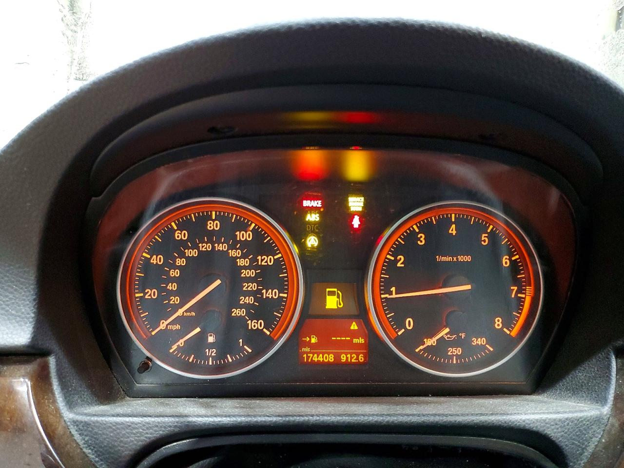 2011 BMW 335 XI photo 9