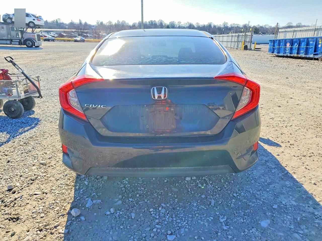 2016 HONDA CIVIC LX photo 11