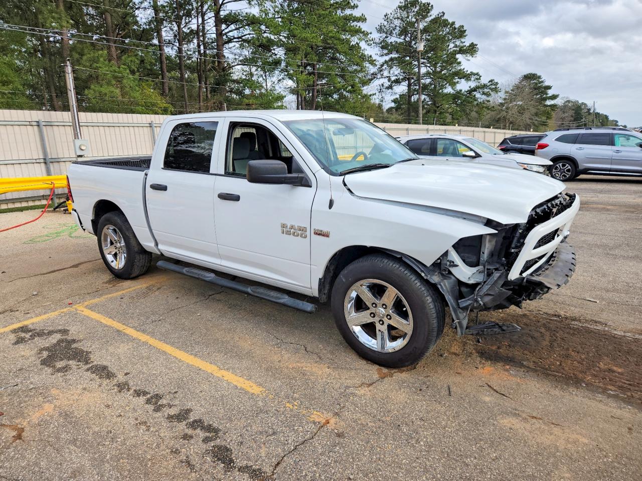 2014 RAM 1500 ST photo 10