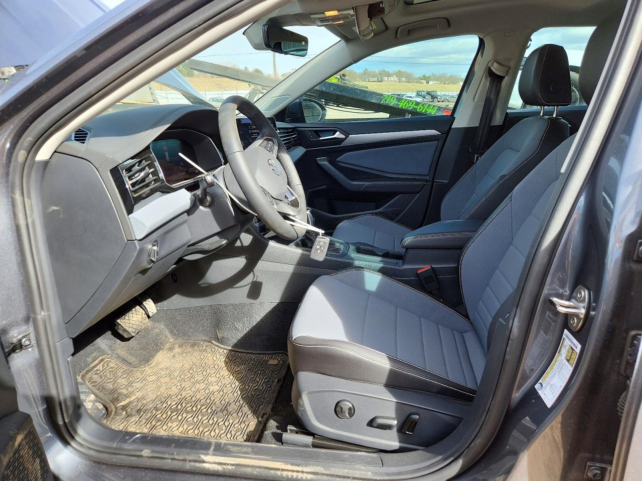 2025 VOLKSWAGEN JETTA SE photo 7