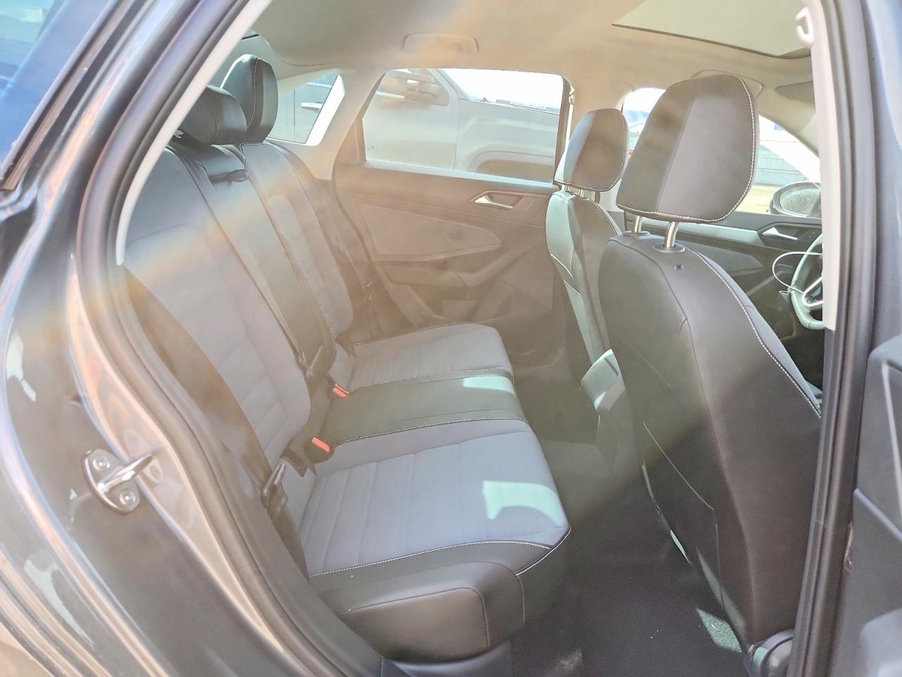 2025 VOLKSWAGEN JETTA SE photo 10