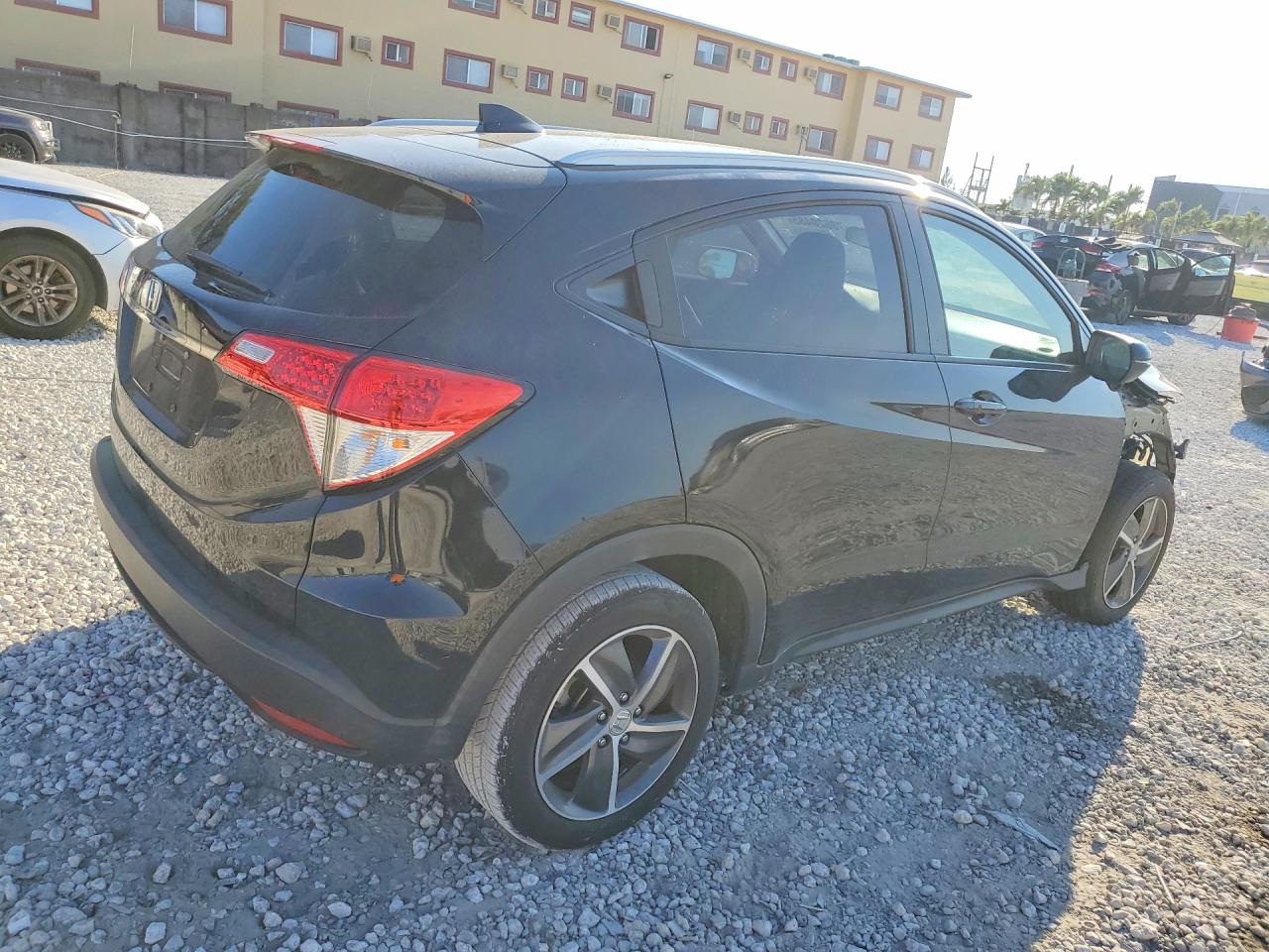 2021 HONDA HR-V EX photo 7