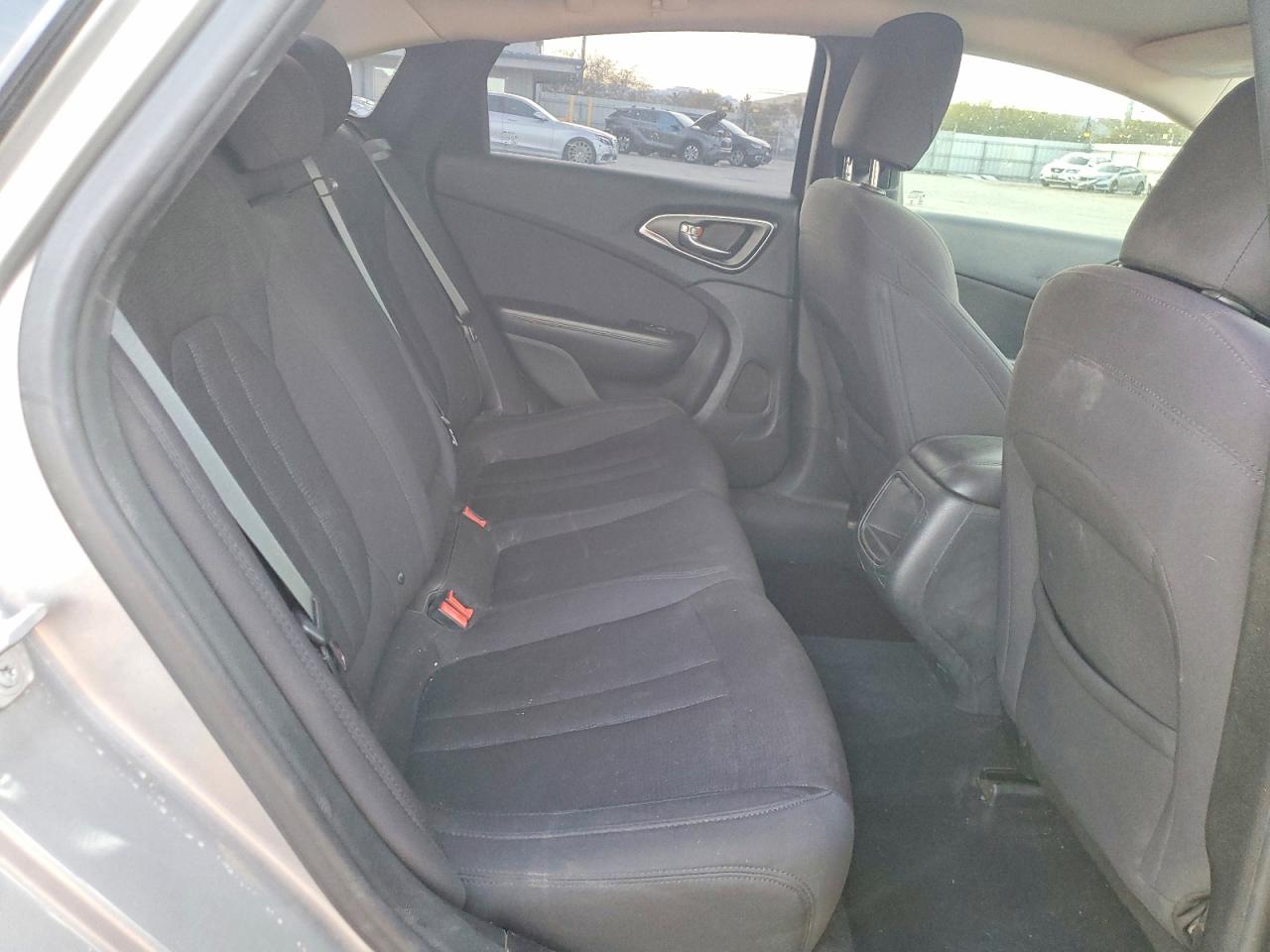 2015 CHRYSLER 200 LIMITED photo 28