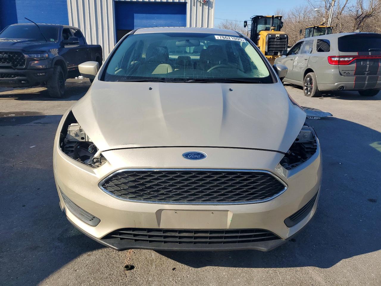 2018 FORD FOCUS SE photo 9