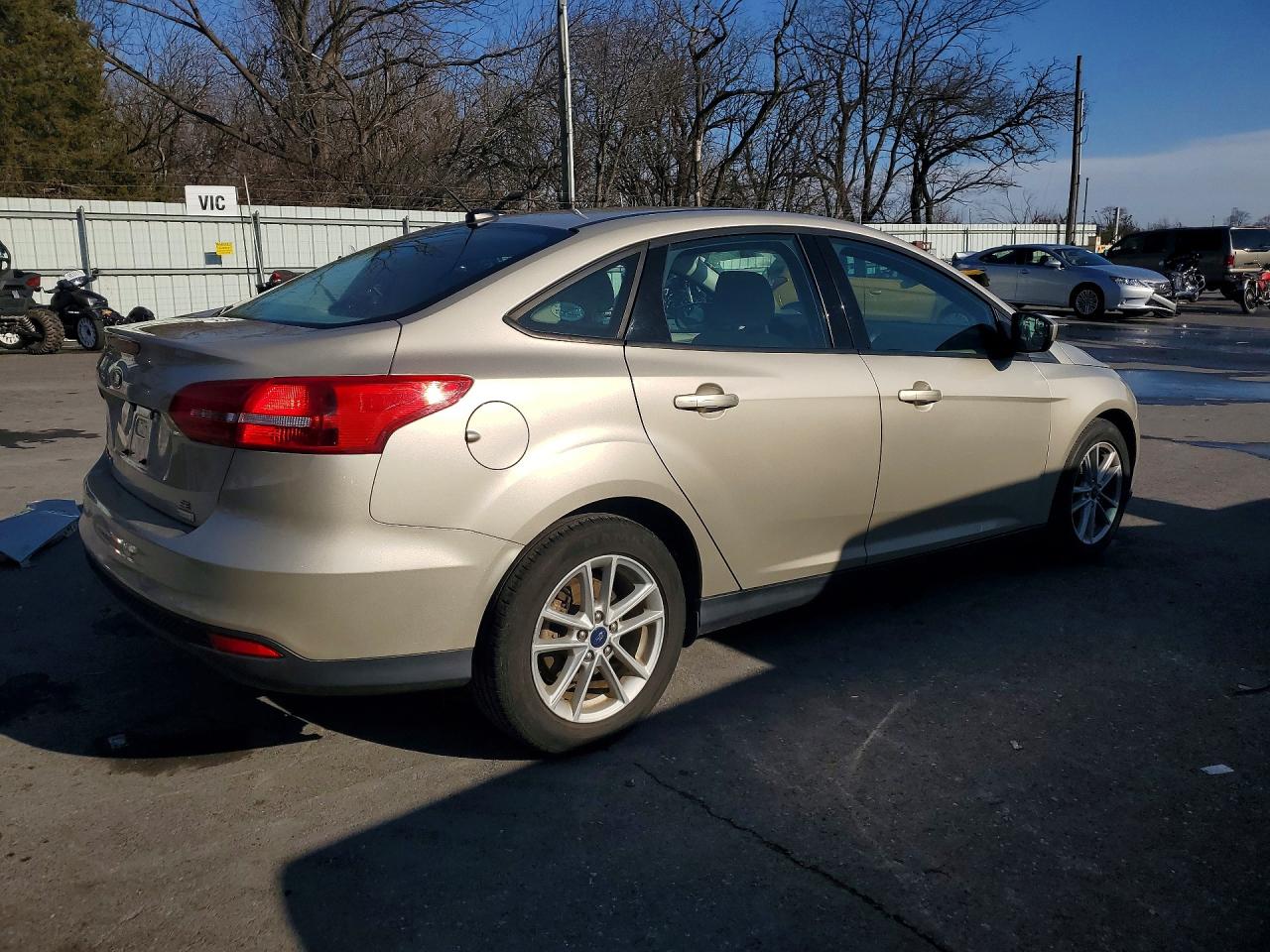 2018 FORD FOCUS SE photo 5