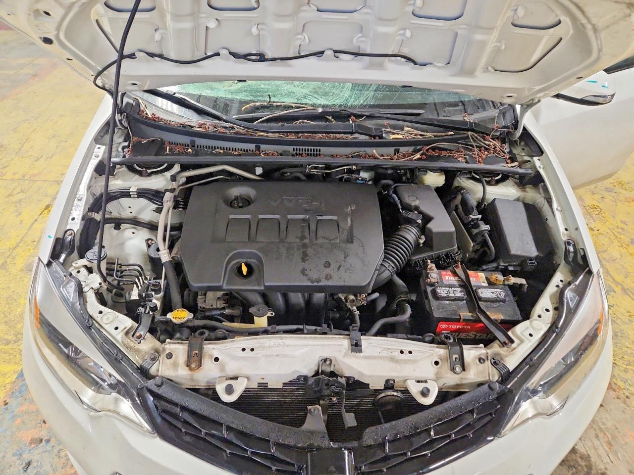 2015 TOYOTA COROLLA S PLUS photo 11