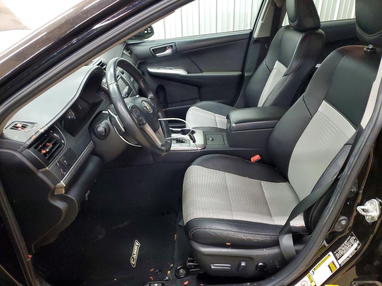 2013 TOYOTA CAMRY SE photo 7