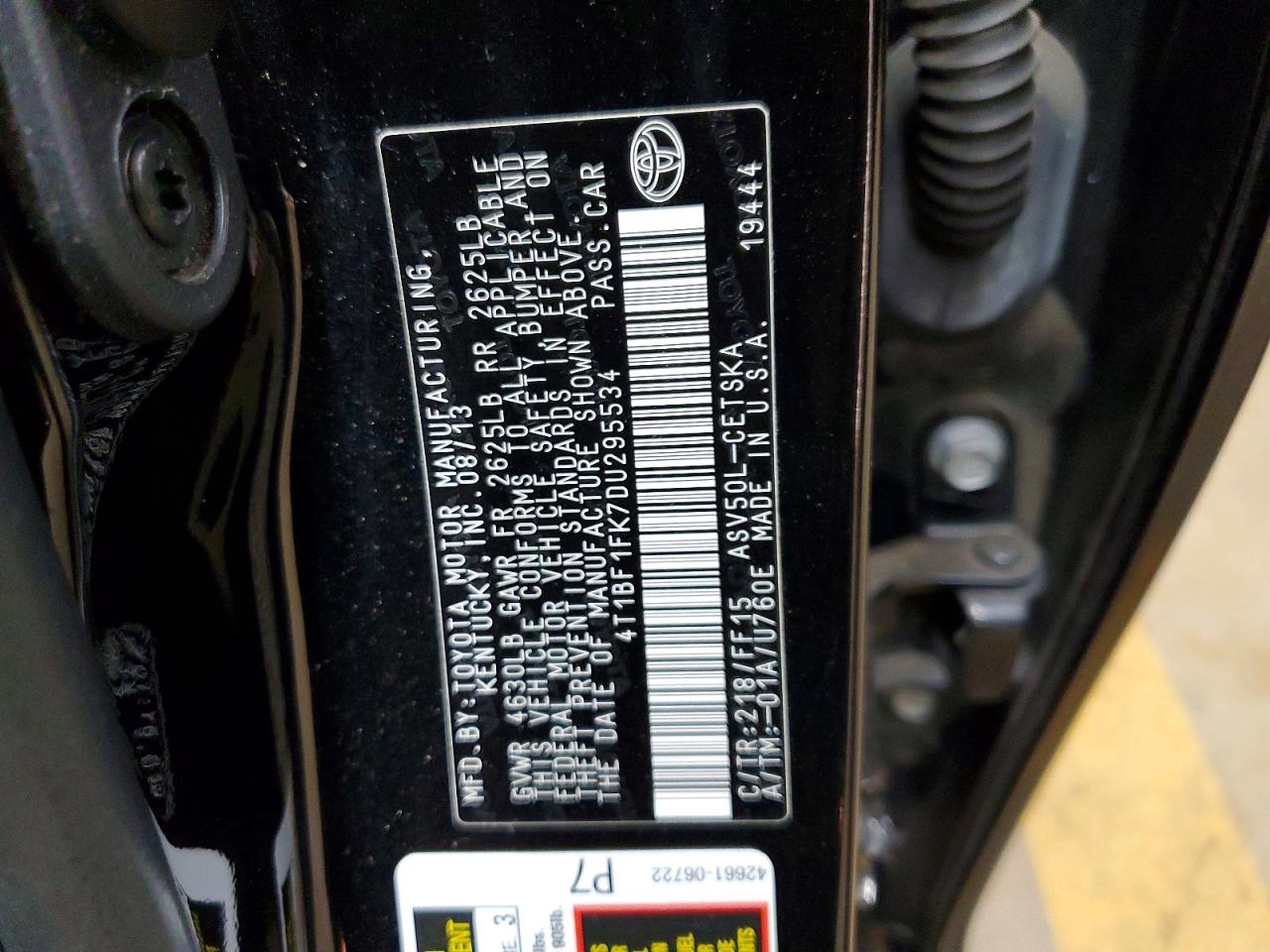 2013 TOYOTA CAMRY SE photo 12