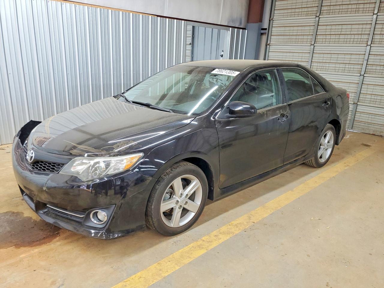 2013 TOYOTA CAMRY