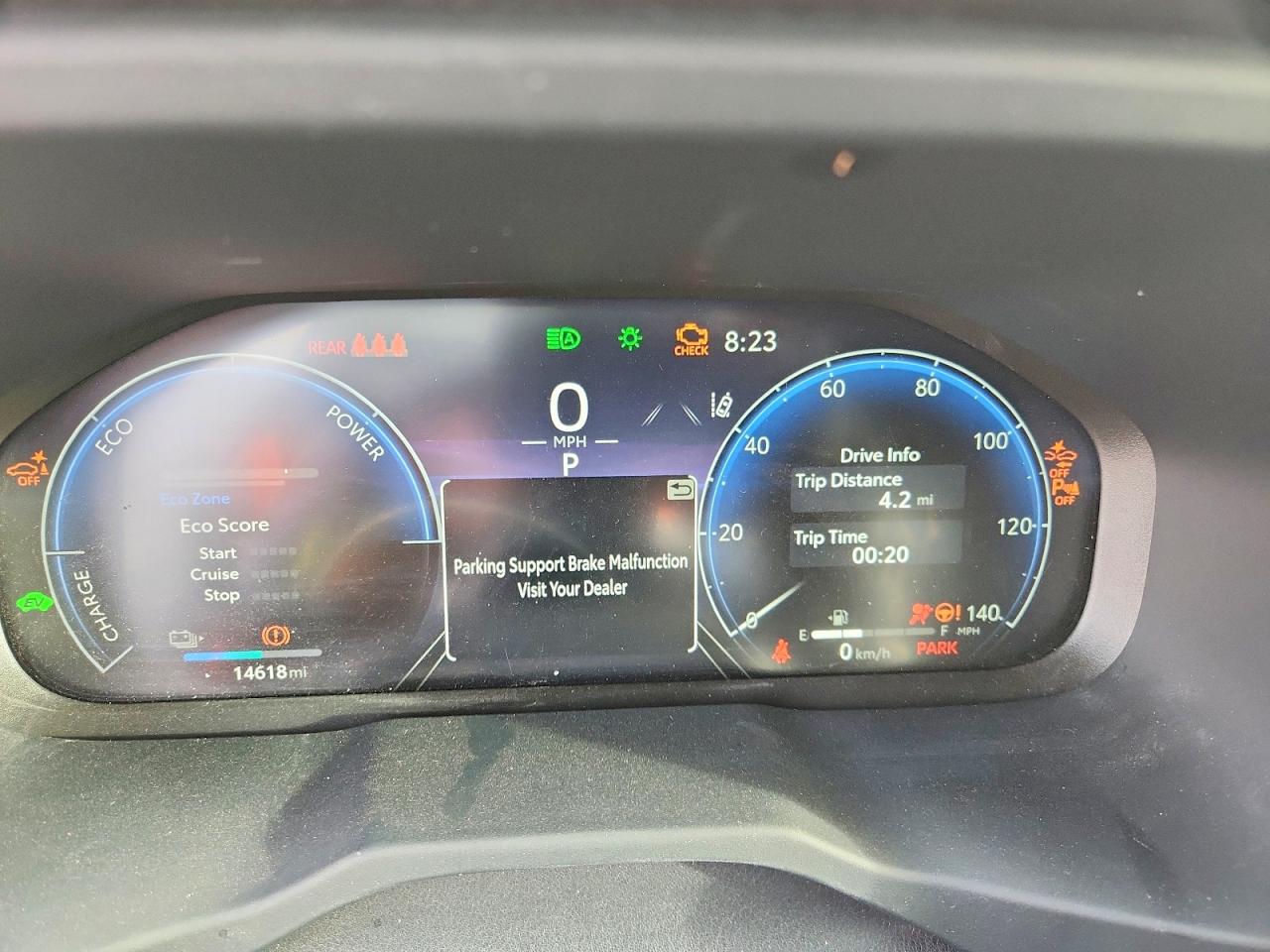 2024 TOYOTA RAV4 PRIME XSE photo 9