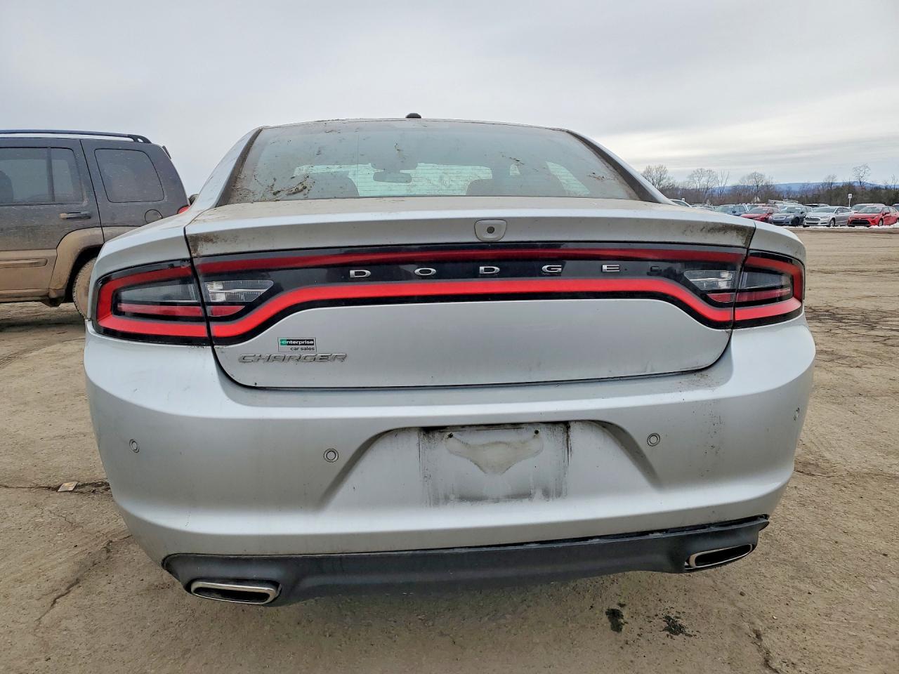 2020 DODGE CHARGER SXT photo 16