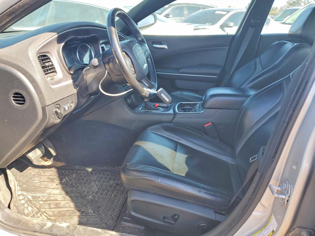2020 DODGE CHARGER SXT photo 19