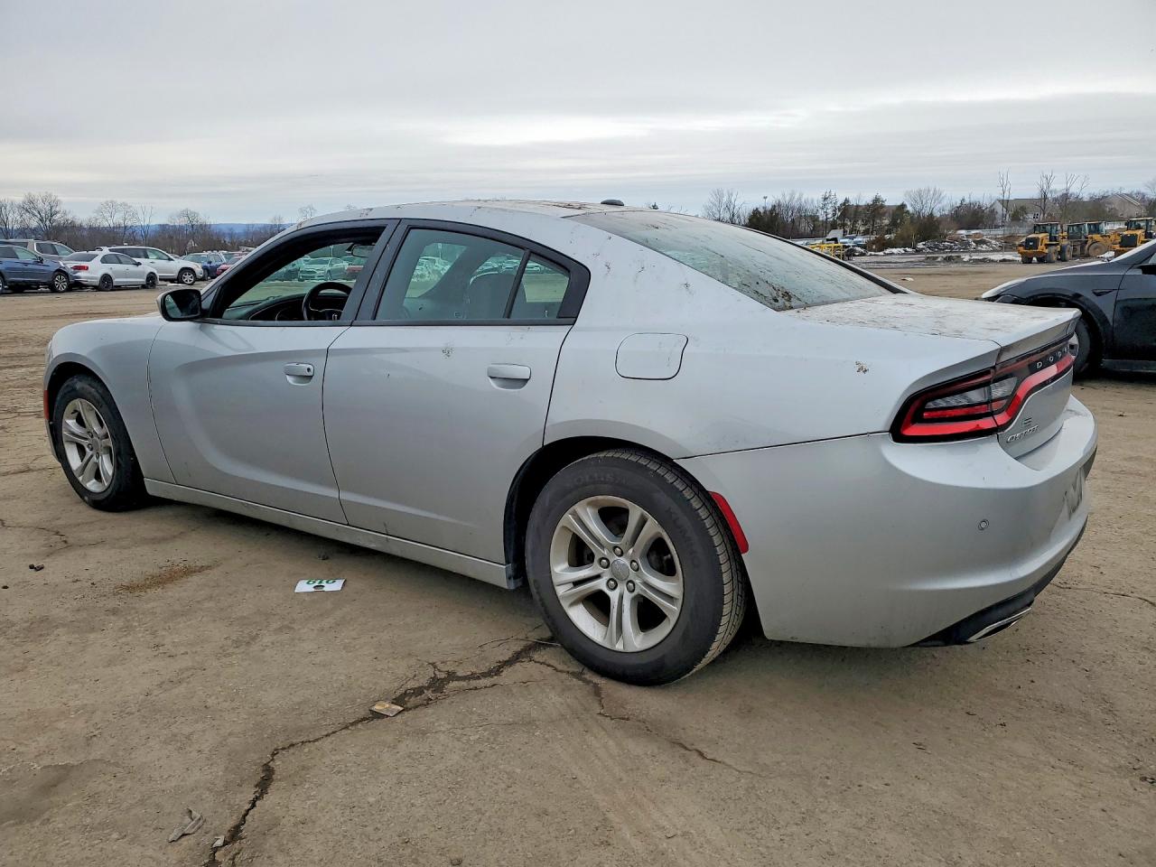 2020 DODGE CHARGER SXT photo 4