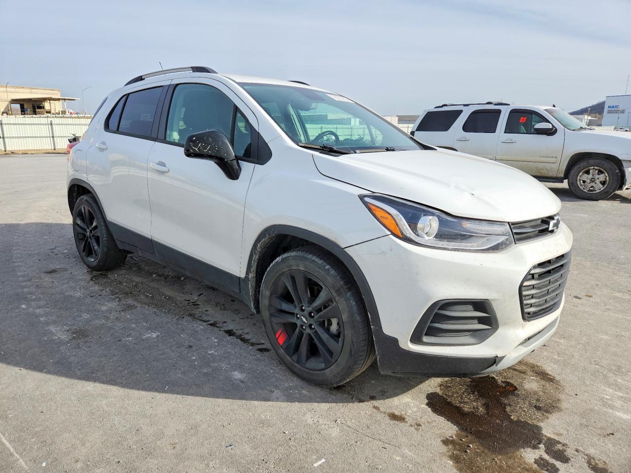 2020 CHEVROLET TRAX 1LT photo 4