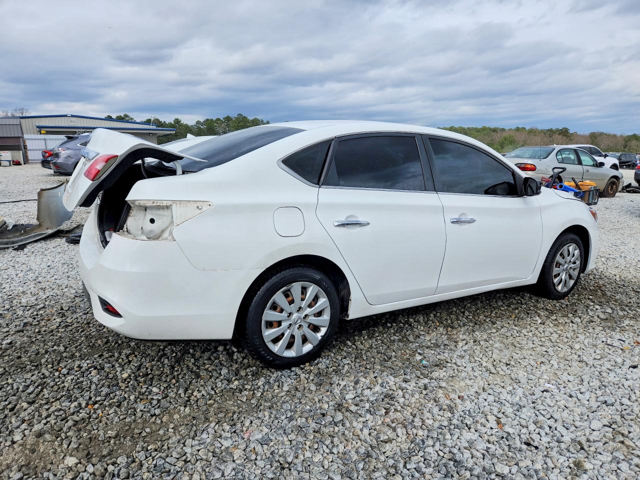 2018 NISSAN SENTRA S photo 3