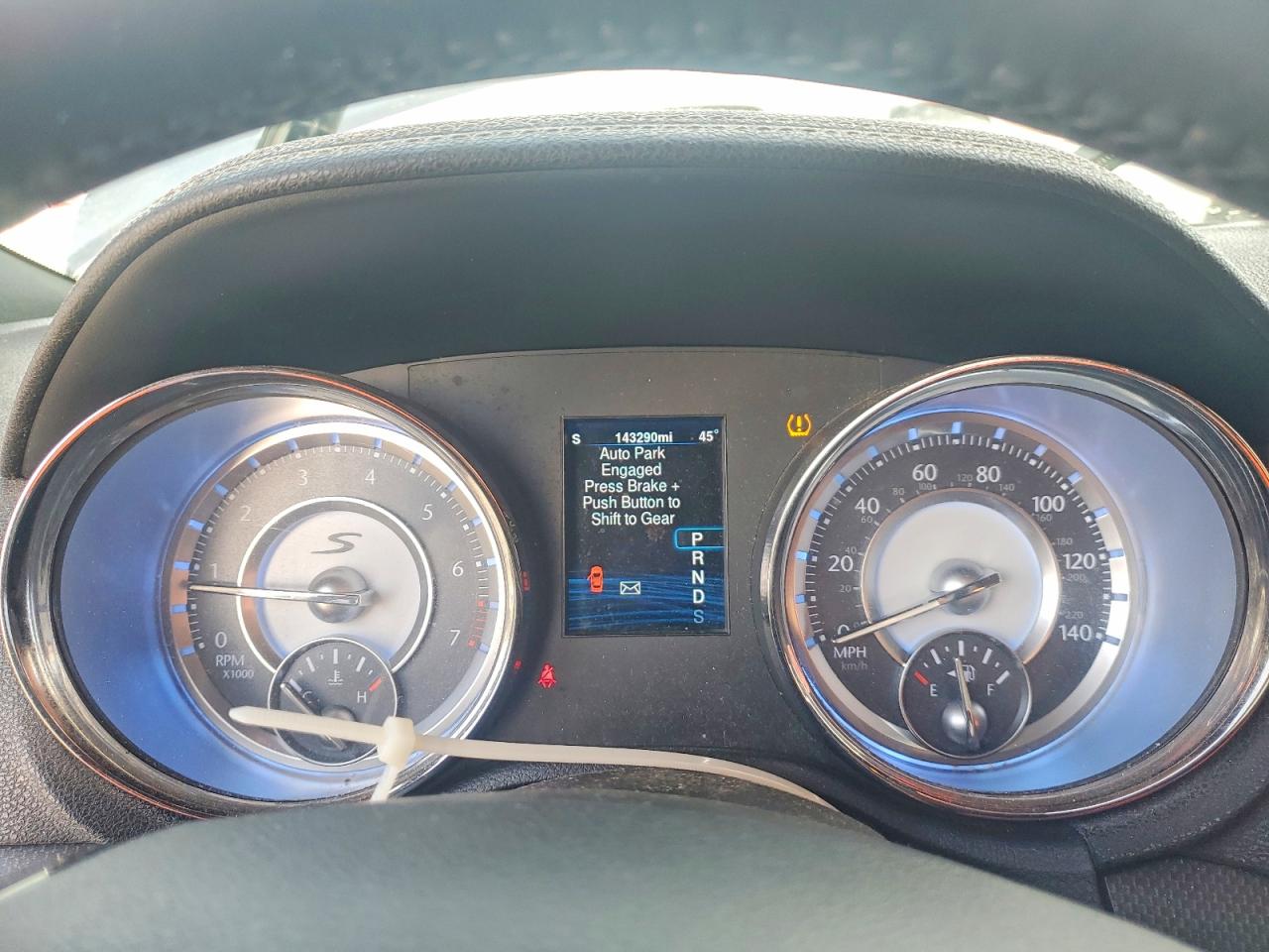 2014 CHRYSLER 300 S photo 33