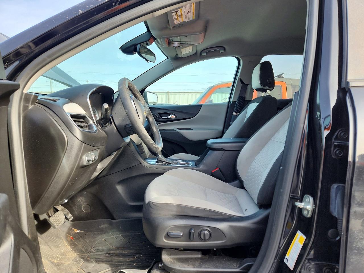 2021 CHEVROLET EQUINOX LS photo 13