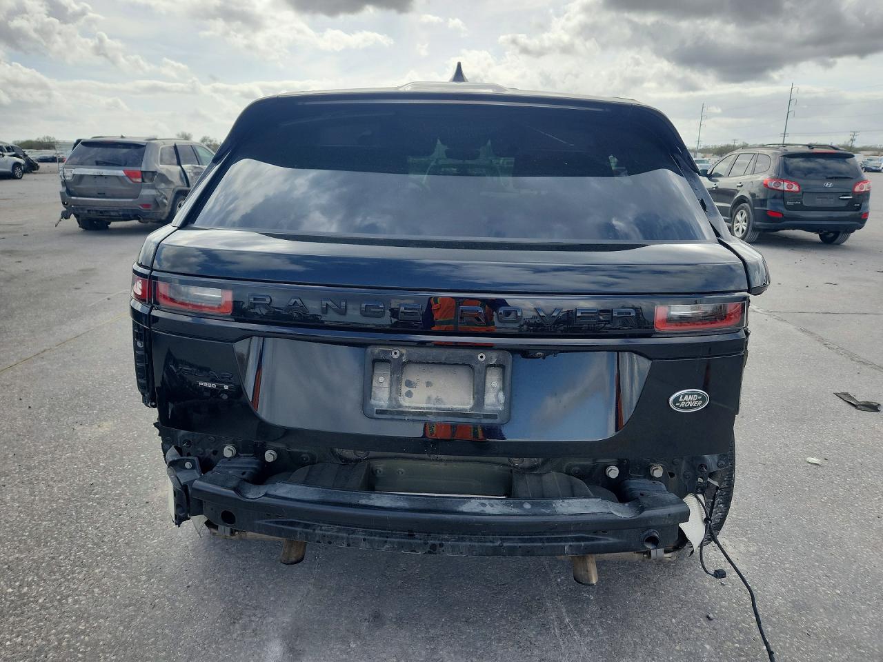 2020 LAND ROVER RANGE ROVER VELAR R-DYNAMIC S photo 6