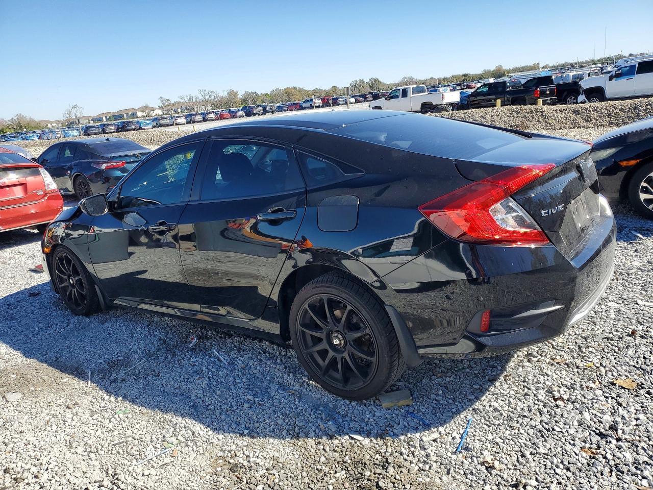 2020 HONDA CIVIC LX photo 4