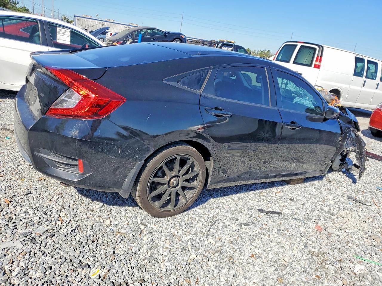 2020 HONDA CIVIC LX photo 7