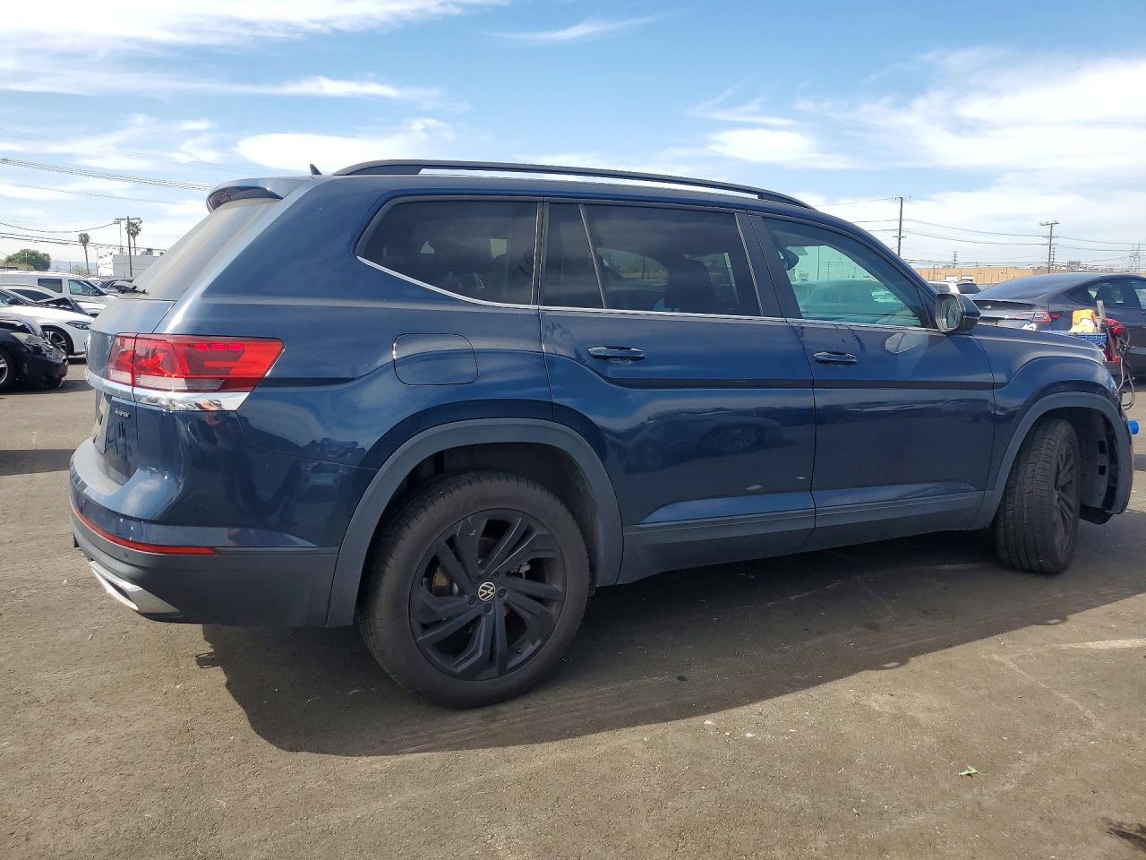 2023 VOLKSWAGEN ATLAS SE photo 5