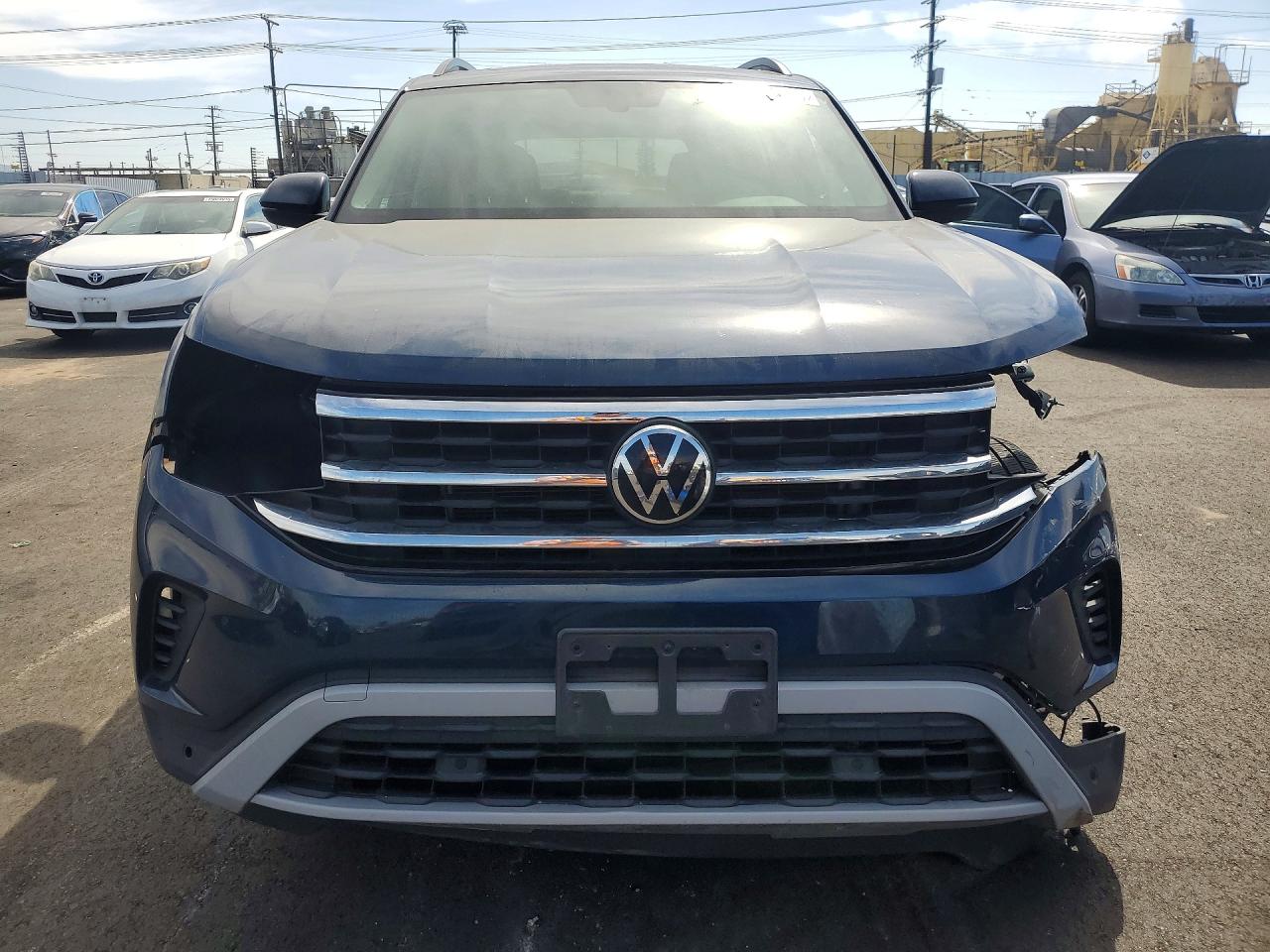2023 VOLKSWAGEN ATLAS SE photo 9