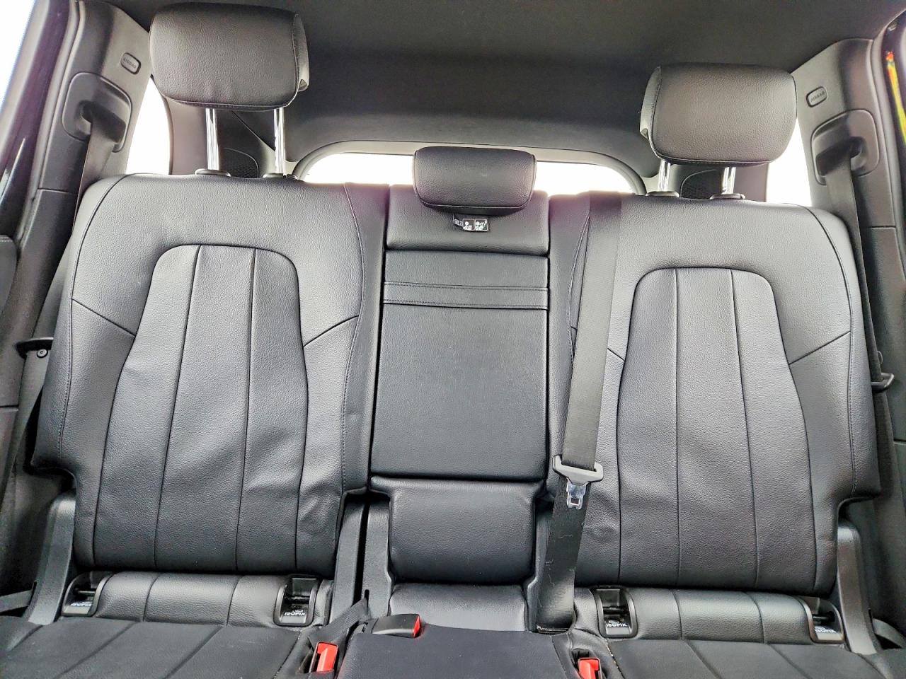 2021 MERCEDES-BENZ GLB 250 4MATIC photo 10