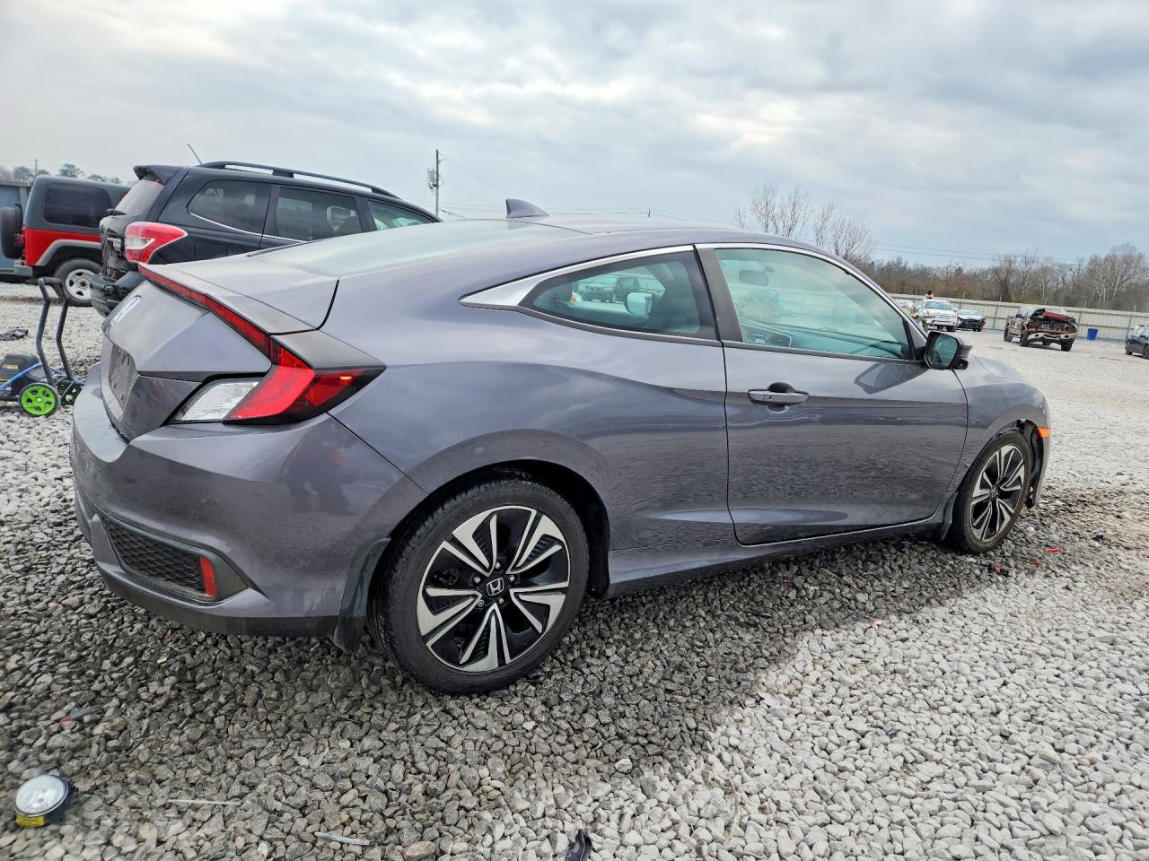 2016 HONDA CIVIC EX photo 3