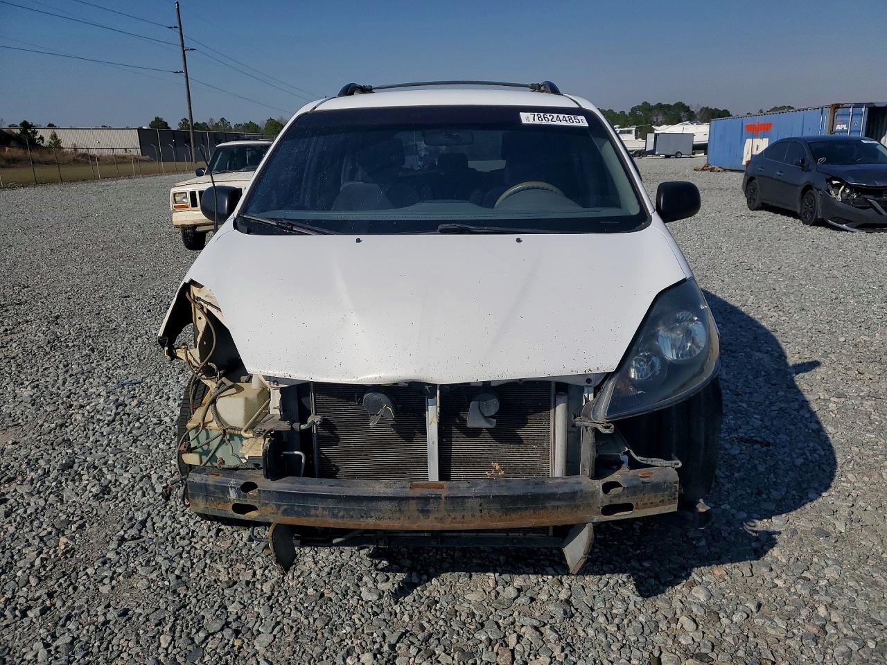 2006 TOYOTA SIENNA CE photo 13