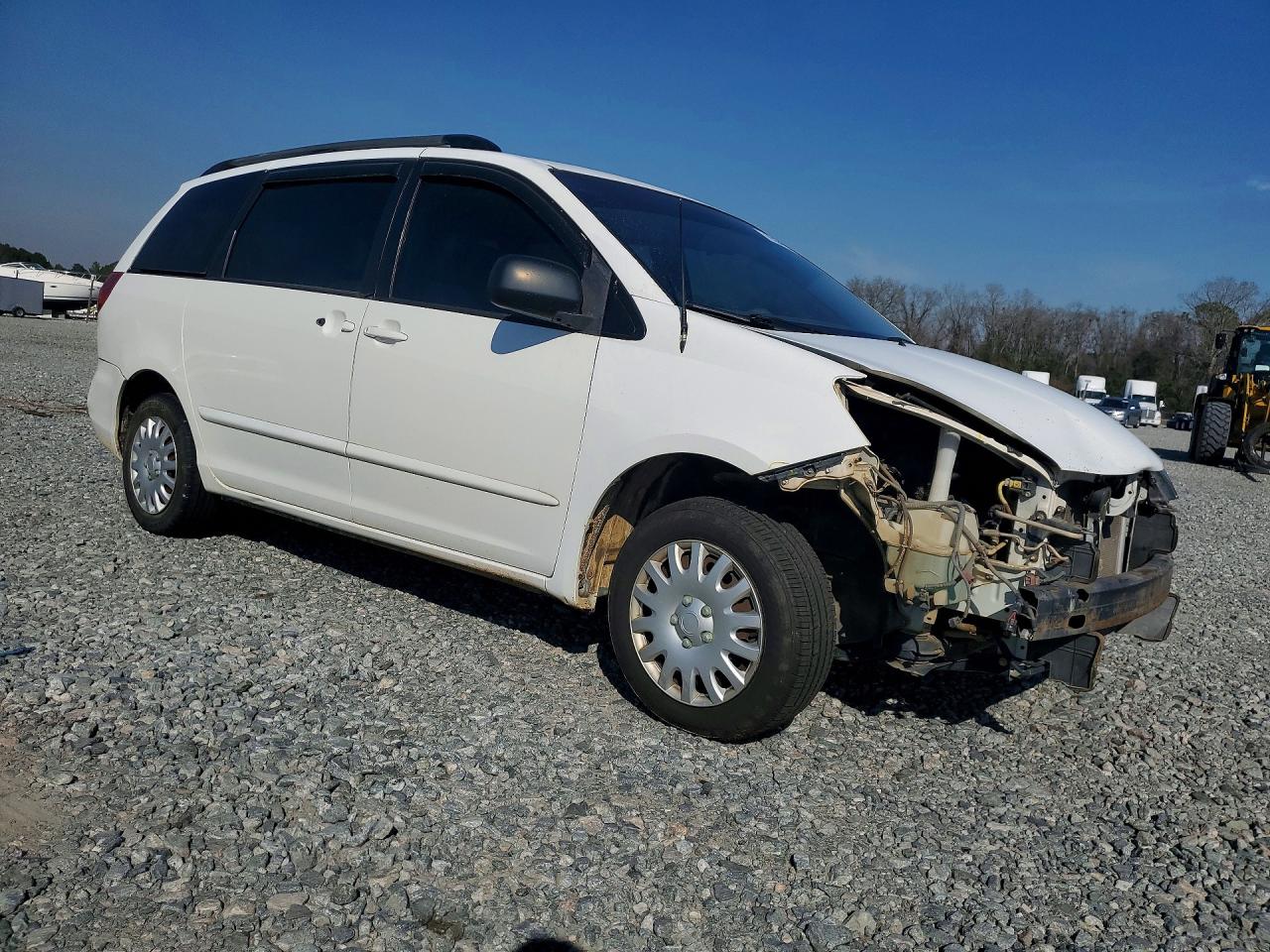 2006 TOYOTA SIENNA CE photo 10