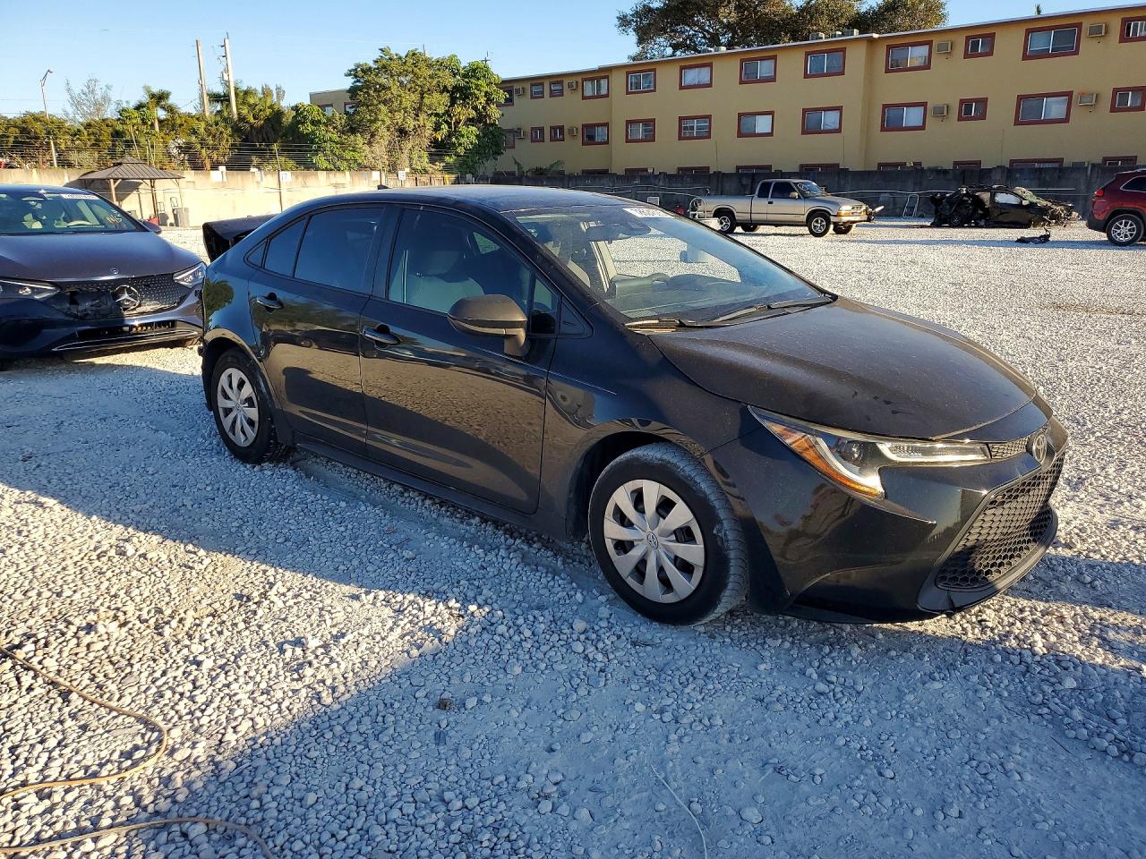 2021 TOYOTA COROLLA L photo 7