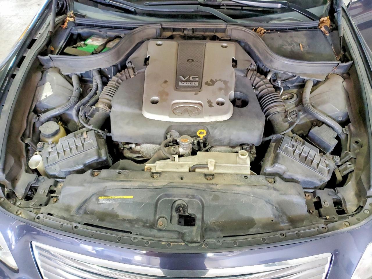 2009 INFINITI G37 photo 11