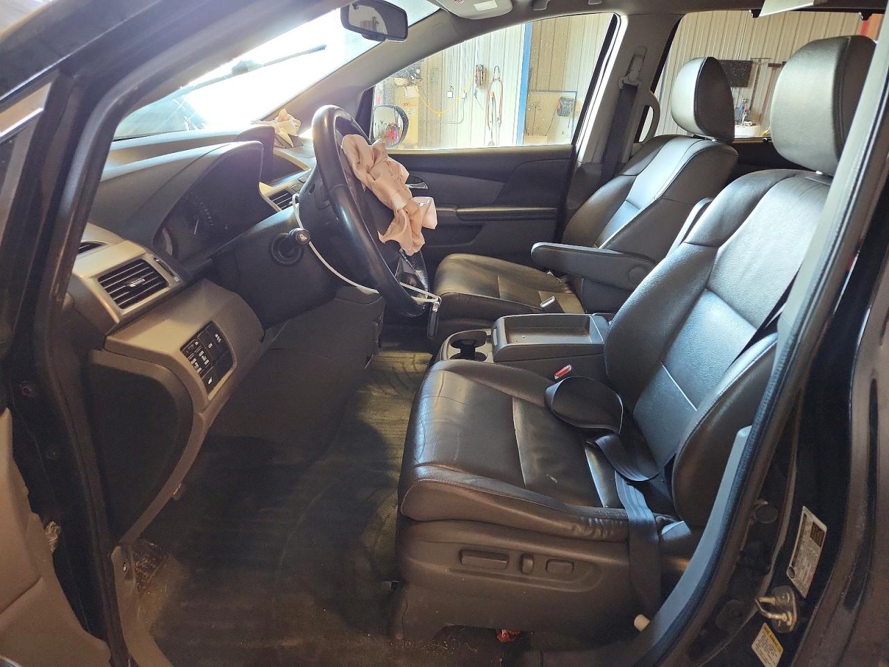2016 HONDA ODYSSEY EXL photo 13