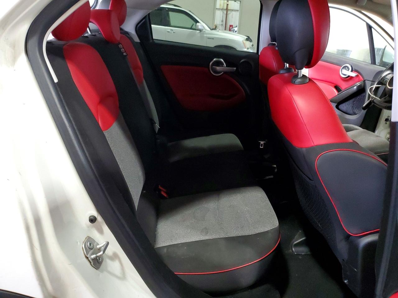 2016 FIAT 500X EASY photo 11