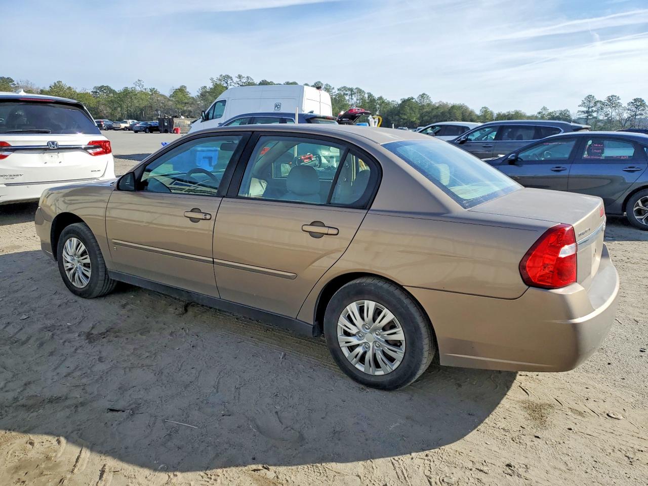 2008 CHEVROLET MALIBU LS photo 4