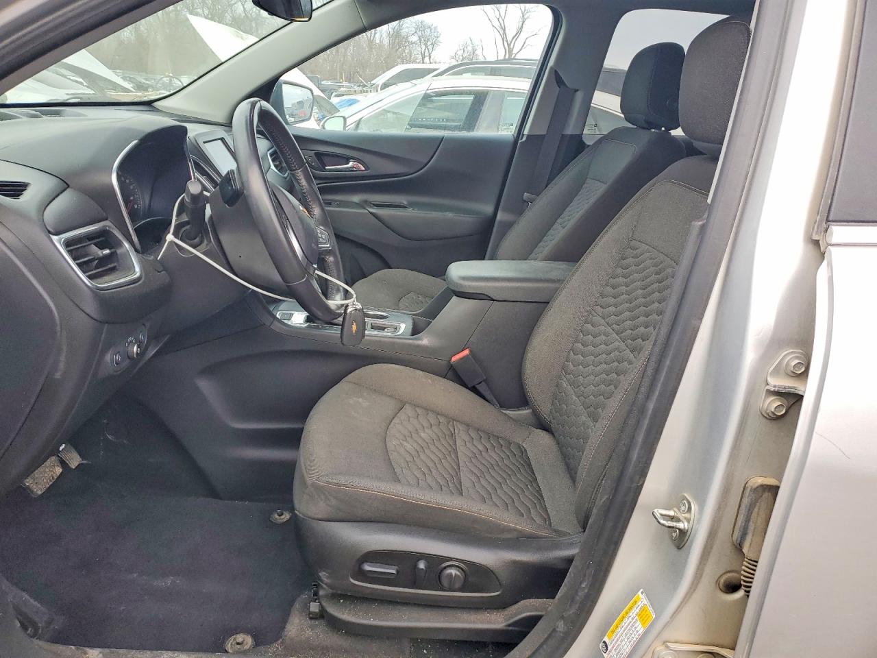 2021 CHEVROLET EQUINOX LT photo 7