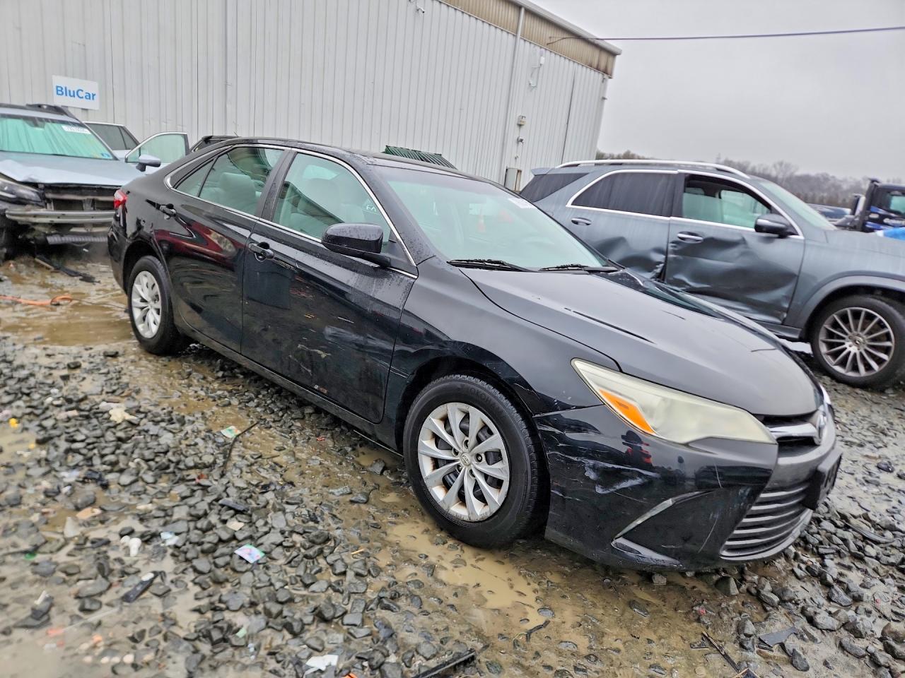 2016 TOYOTA CAMRY LE photo 7