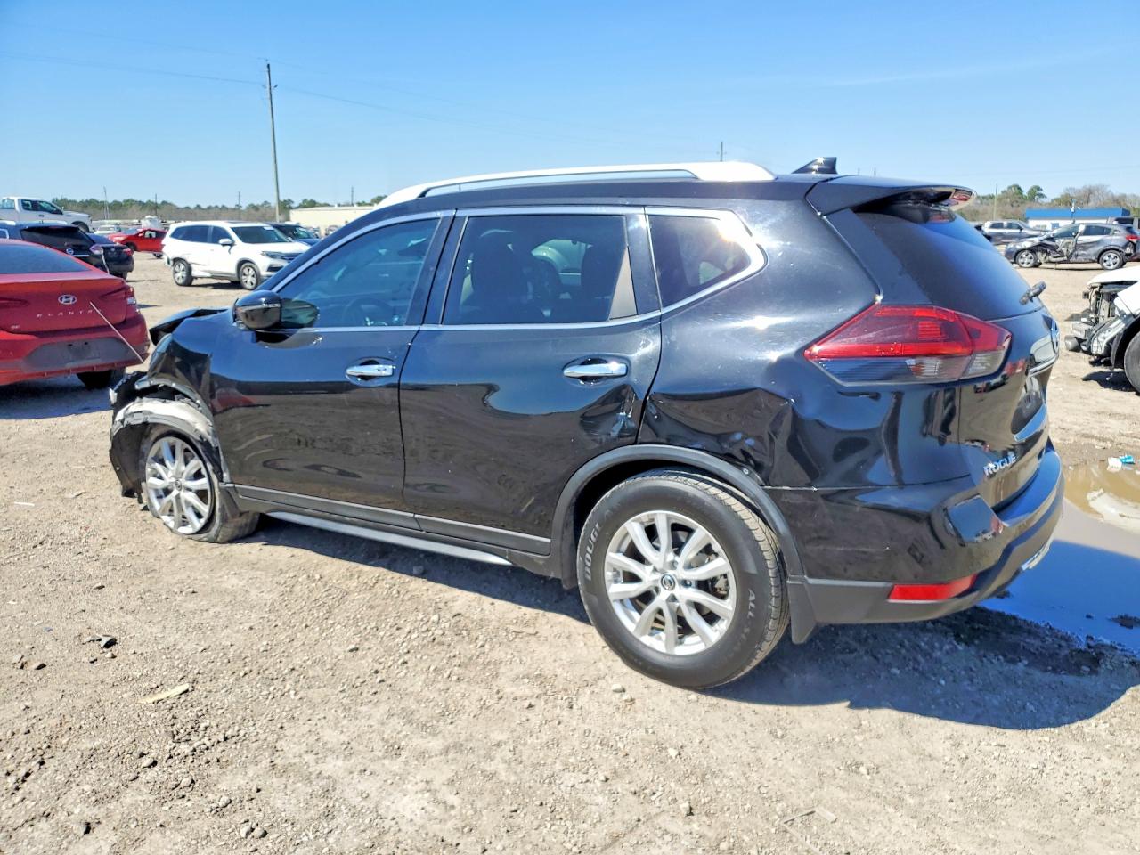 2018 NISSAN ROGUE photo 3