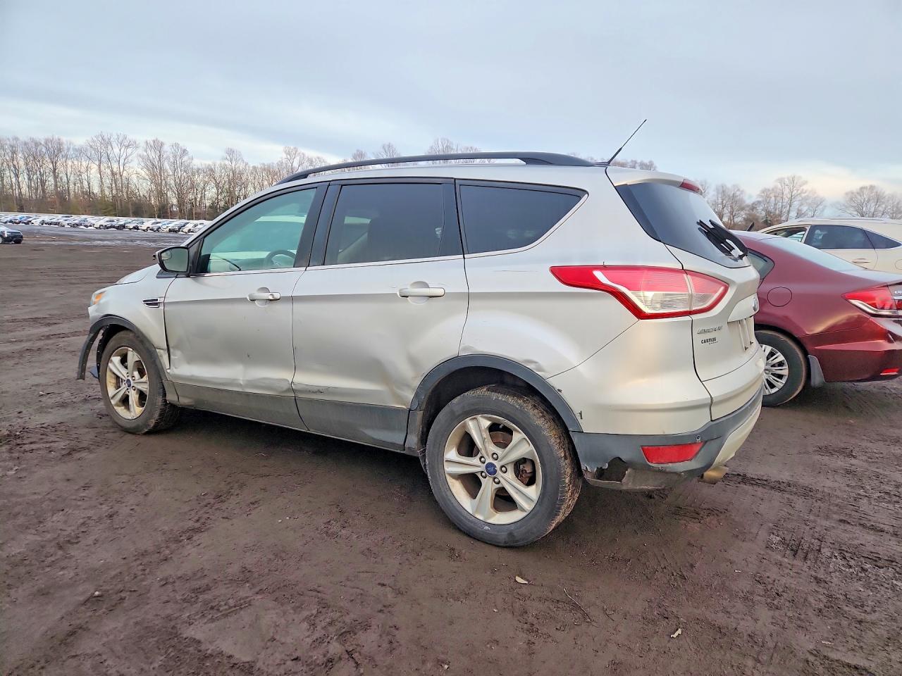 2016 FORD ESCAPE SE photo 3
