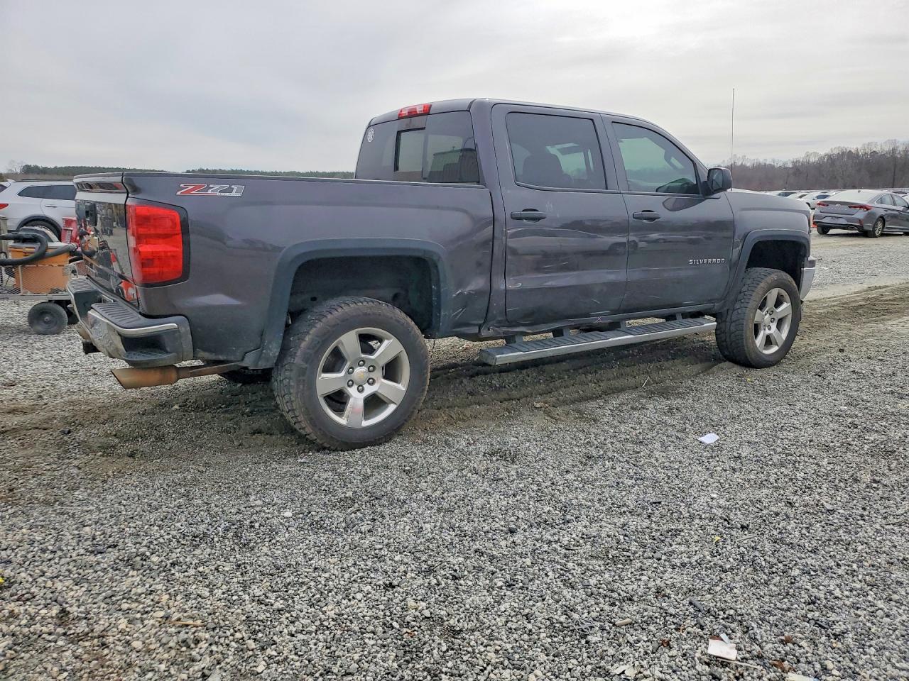 2014 CHEVROLET SILVERADO K1500 LT photo 3