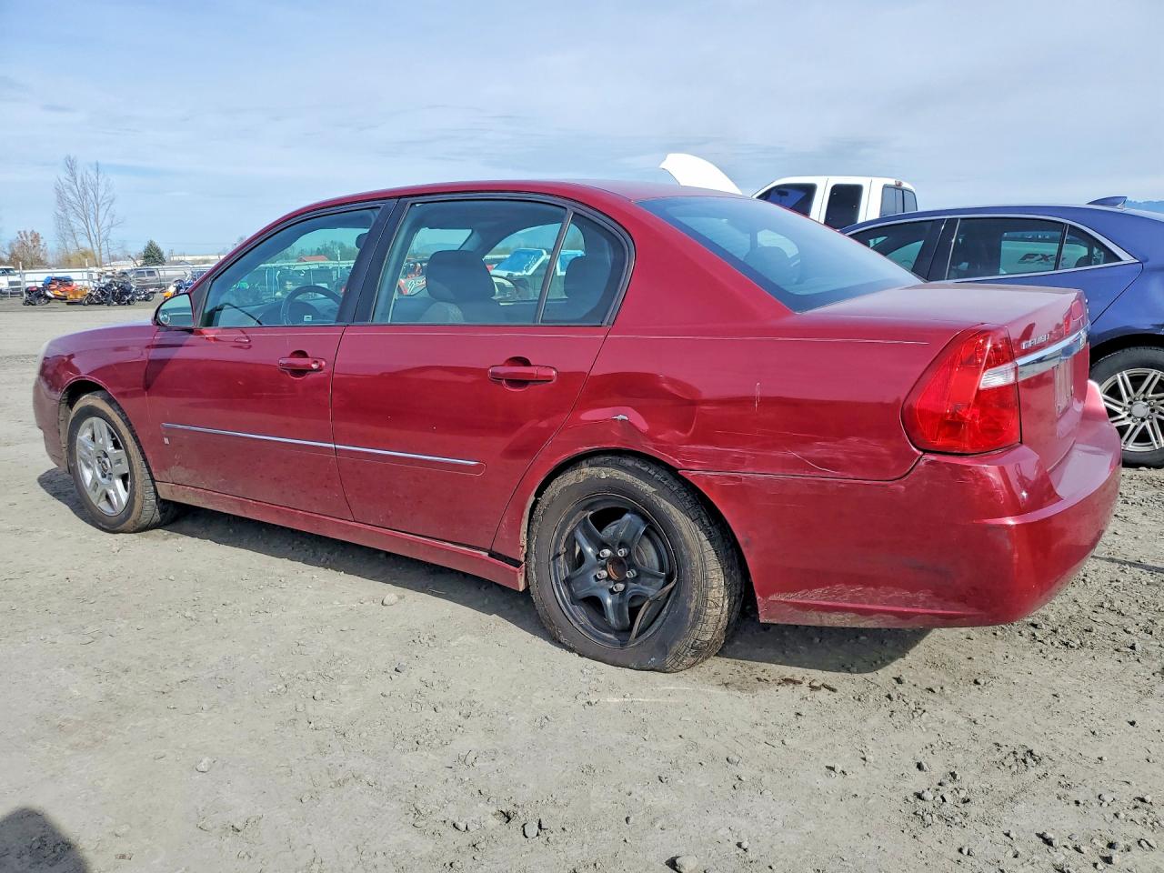 2007 CHEVROLET MALIBU LT photo 2