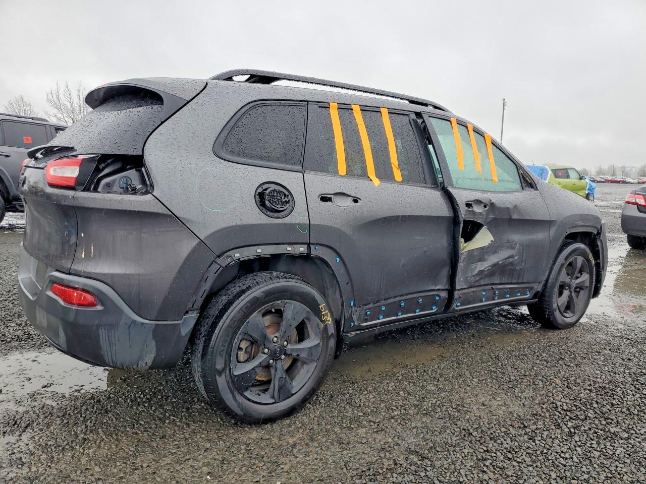 2016 JEEP CHEROKEE LATITUDE photo 3