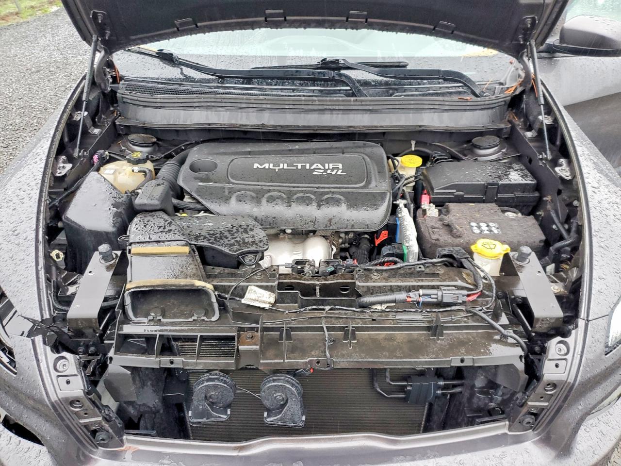 2016 JEEP CHEROKEE LATITUDE photo 12