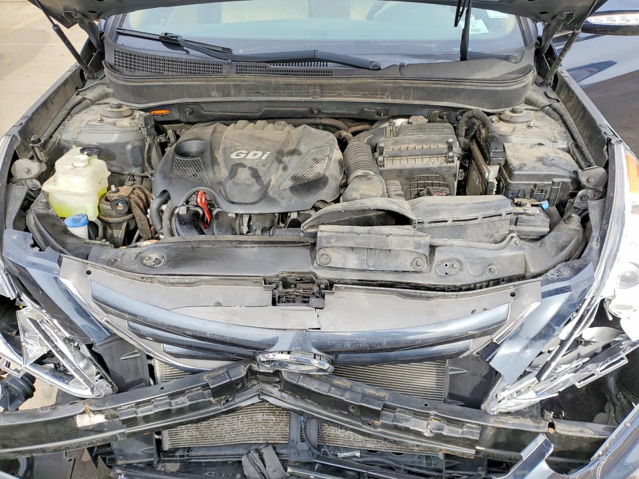 2014 HYUNDAI SONATA GLS photo 31