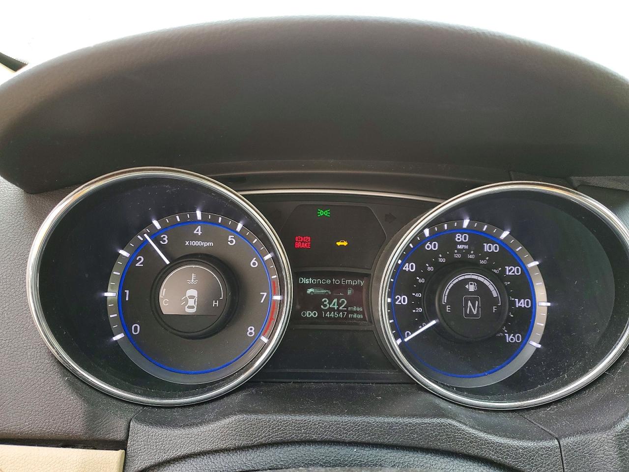 2014 HYUNDAI SONATA GLS photo 25
