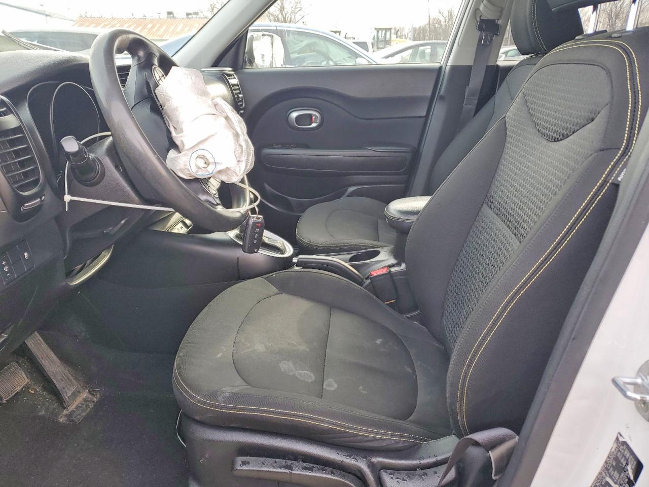2014 KIA SOUL + photo 7