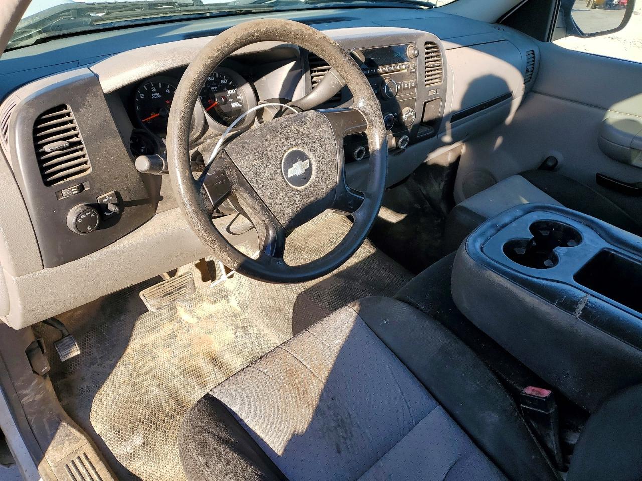 2009 CHEVROLET SILVERADO C1500 photo 8