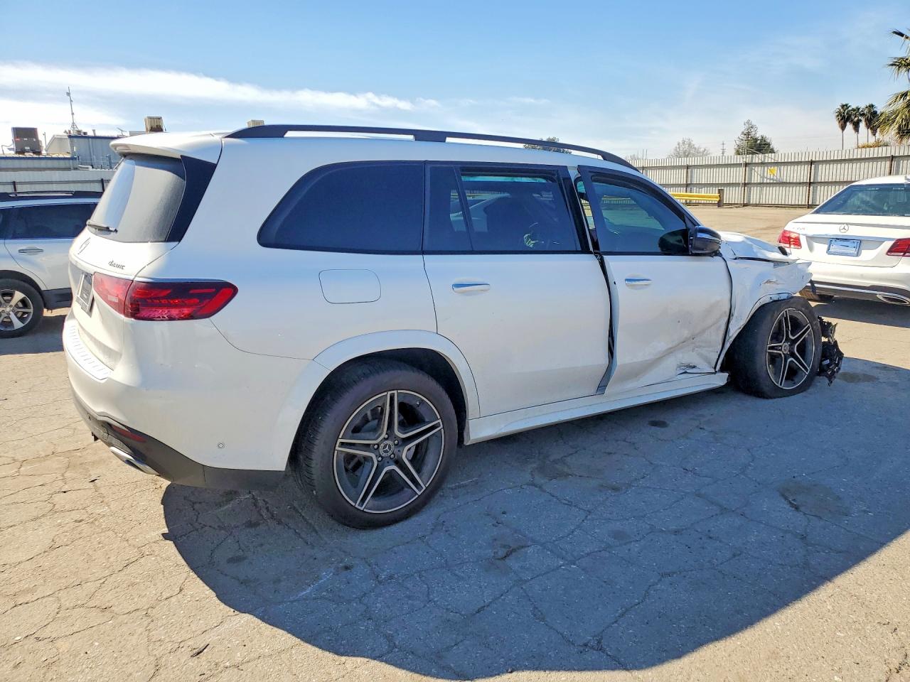 2024 MERCEDES-BENZ GLS 450 4MATIC photo 5